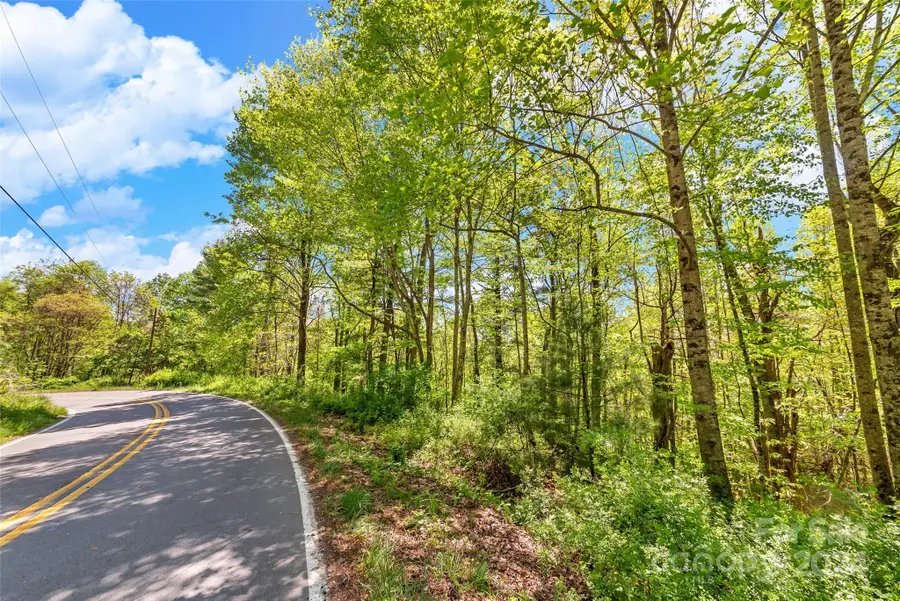 000 Gouges Creek Road, Spruce Pine, NC 28777 - Image #3