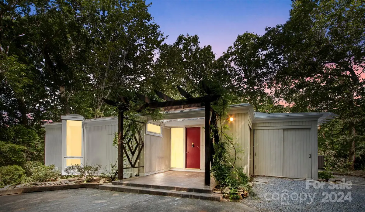 141 Wildflower Road, Spruce Pine, NC 28777 - Image #1