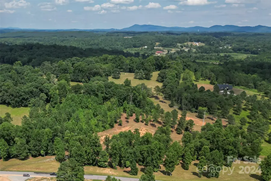 2791 Cornwell Drive, Morganton, NC 28655 - Image #3
