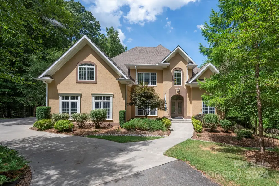 3637 Canterbury Lane, Yadkinville, NC 27055 - Image #3