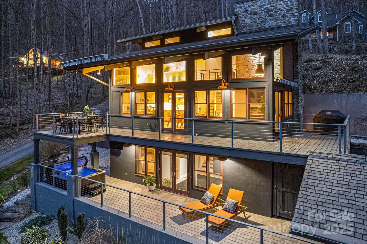 1585 Eagles Nest Road, Waynesville, NC 28786 - Image #1