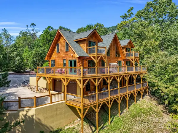 219 Highland Heights, Lake Lure, NC 28746