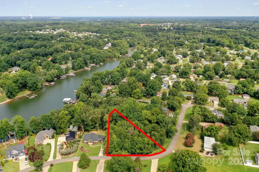 122 Southwood Park Road, Mooresville, NC 28117 - Image #3