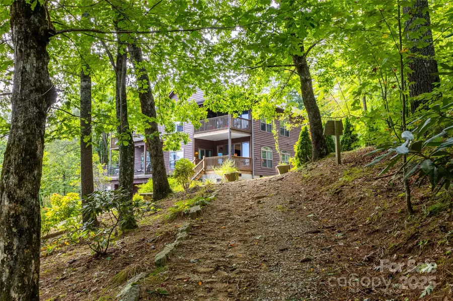 30 Lower Tanglewood Road E #1, Lake Toxaway, NC 28747 - Image #2