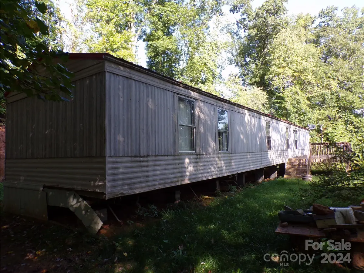 4 Mayapple Lane, Canton, NC 28716 - Image #1