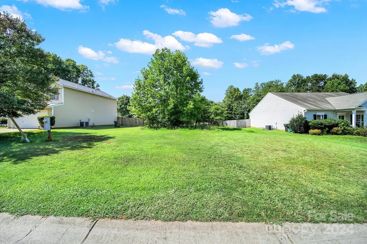 743 Victory Gallop Avenue, Clover, SC 29710 - Image #1