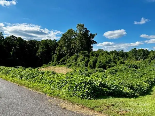 9459 Westridge Drive, Hickory, NC 28601 - Image #2