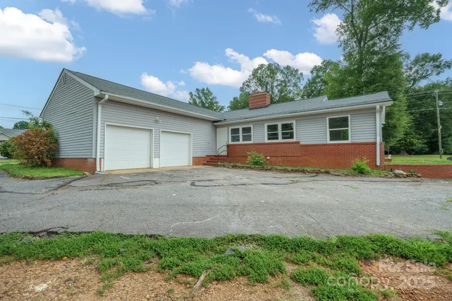 91 Hwy 16 Highway N, Taylorsville, NC 28681 - Image #3