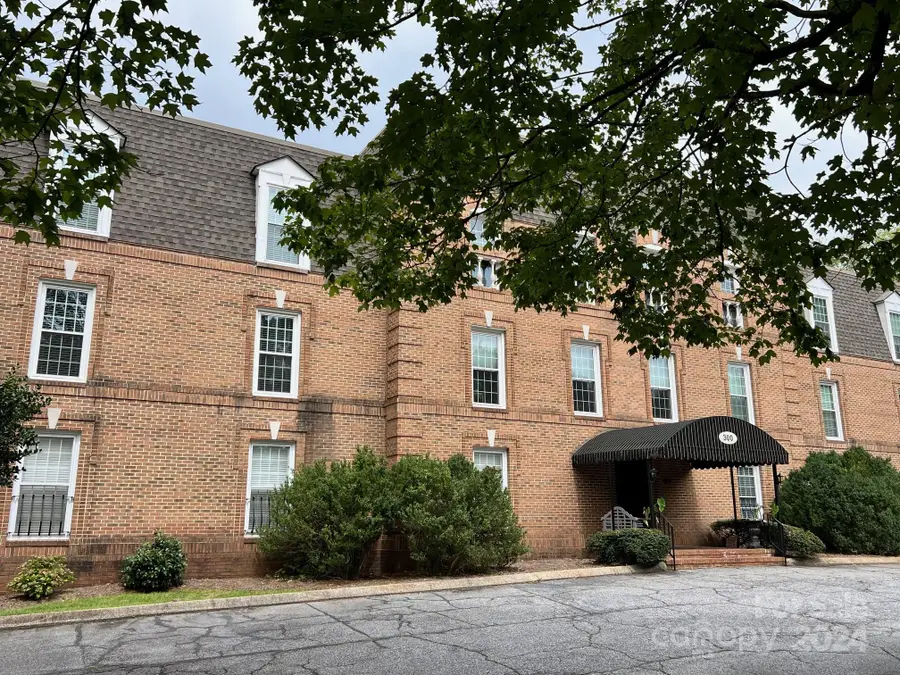 300 N Fulton Street #11, Salisbury, NC 28144 - Image #2