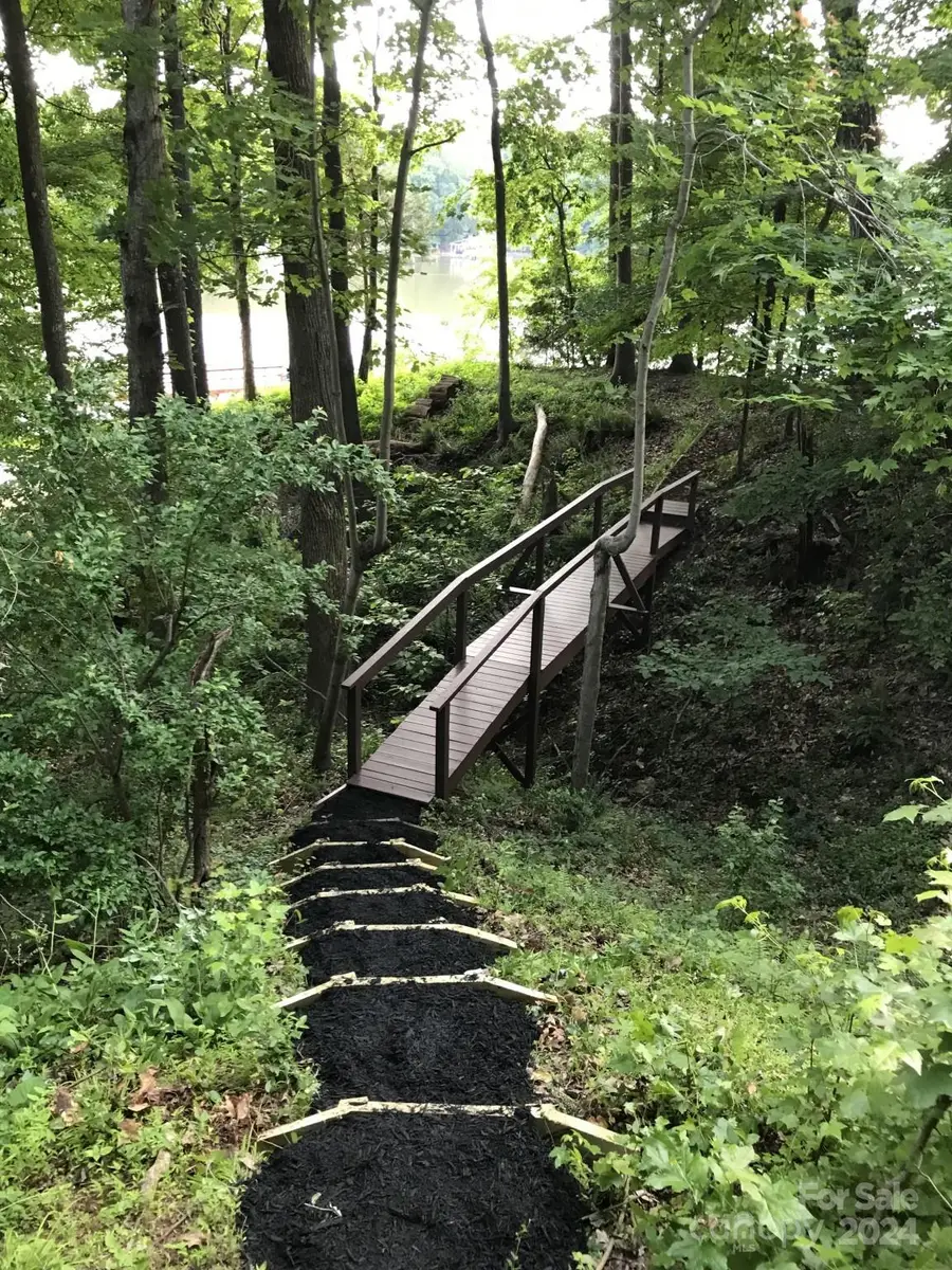 6741 Timahoe Lane, Charlotte, NC 28278 - Image #3