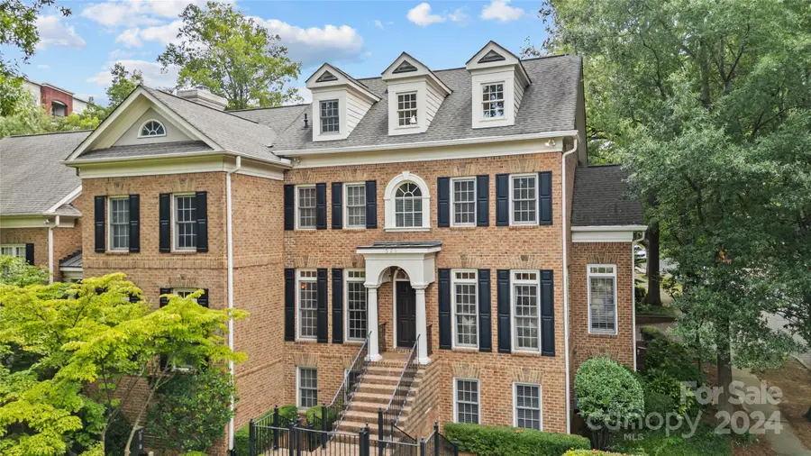 529 Queens Road, Charlotte, NC 28207 - #2