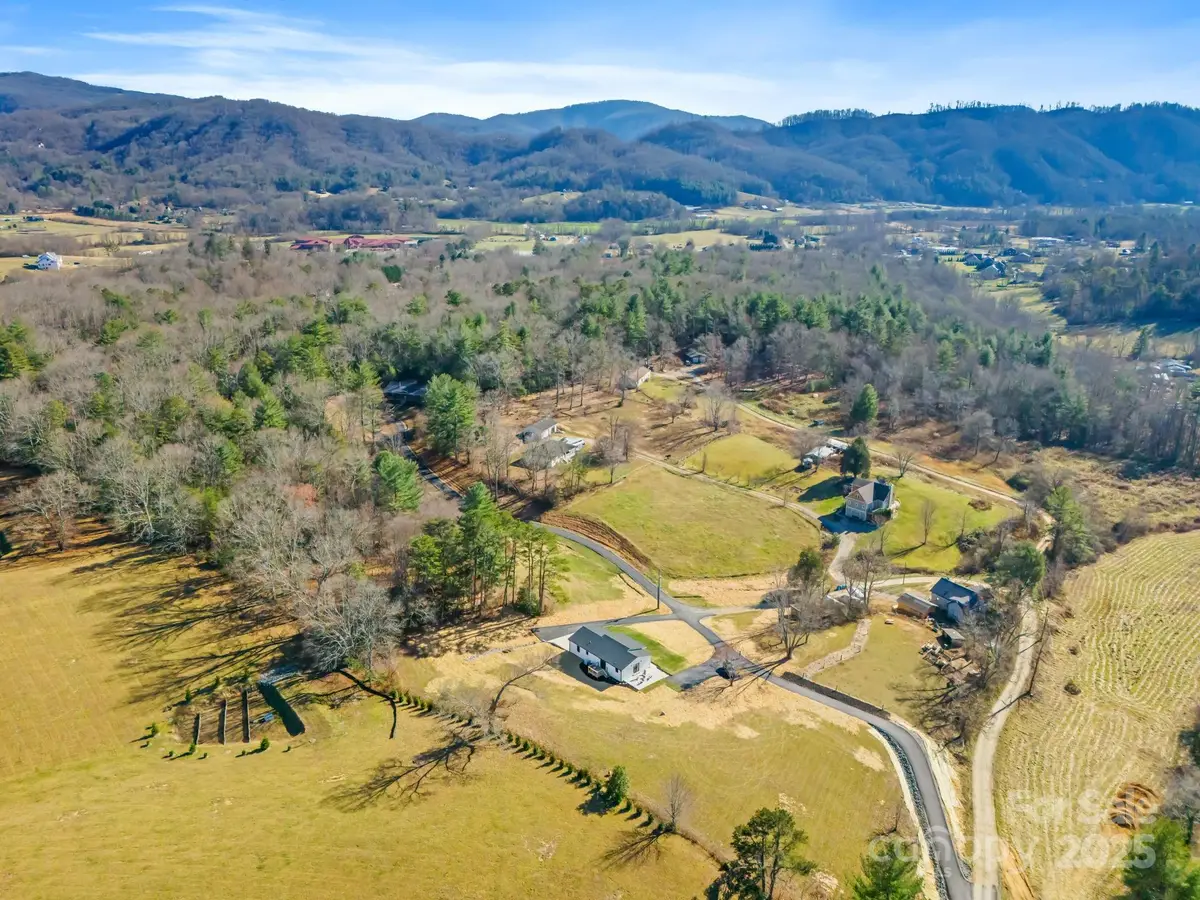 304 Terra Ridge Lane, Fletcher, NC 28732 - Image #1