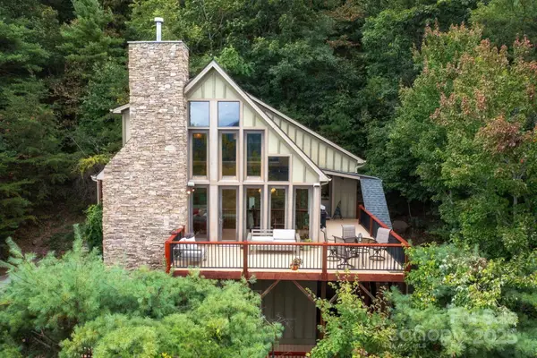 130 Black Oak Drive, Asheville, NC 28804