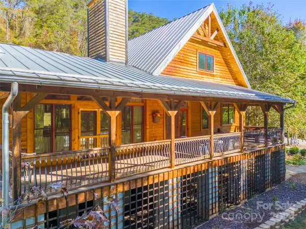 1048 S River Road, Sylva, NC 28779