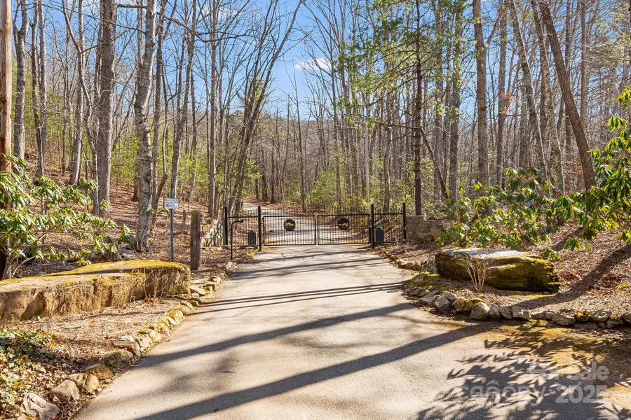 000 Fox Ridge Trail #15 & 18, Marion, NC 28752 - Image #2