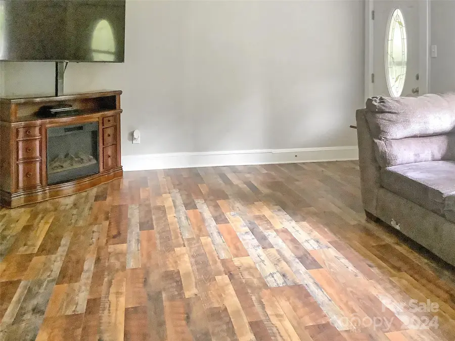 305 N Milford Drive, Salisbury, NC 28144 - Image #3