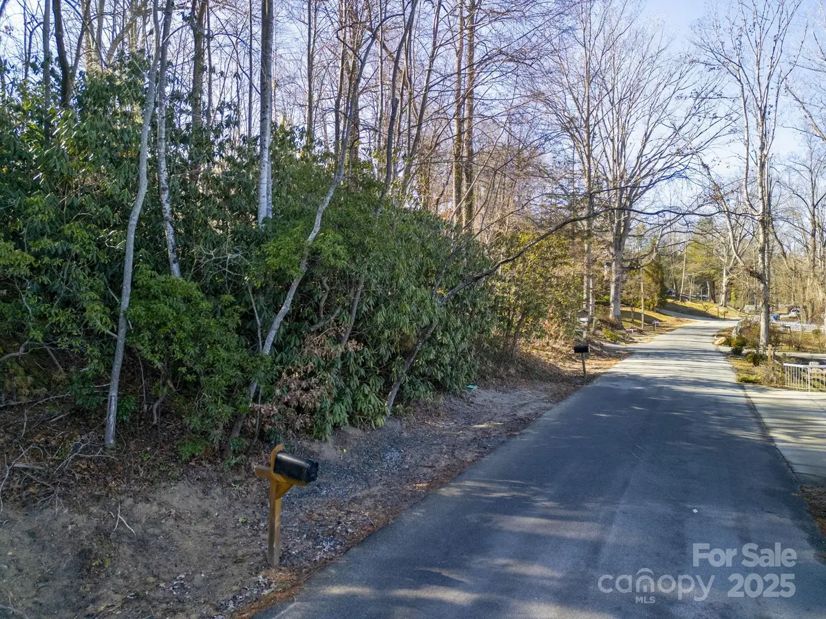00 Upper Ridgewood Boulevard, Hendersonville, NC 28739 - Image #1
