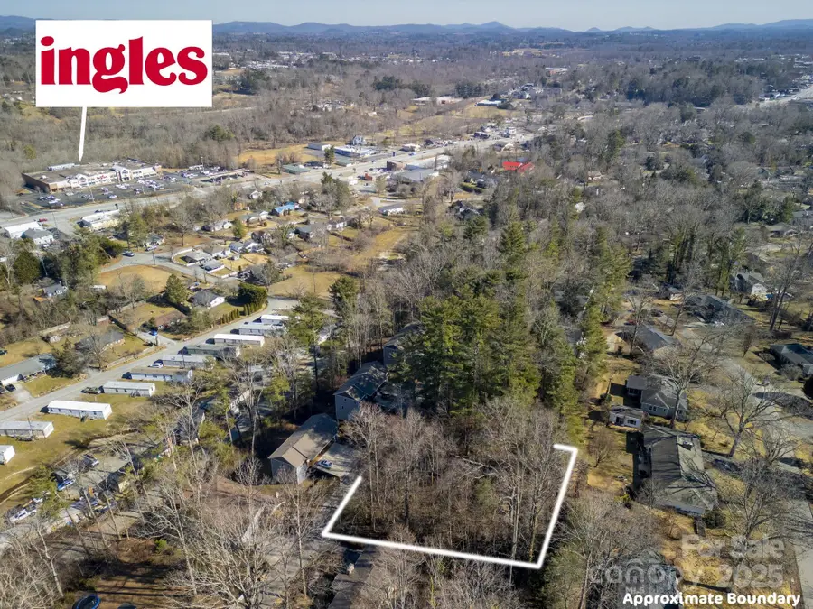 00 Upper Ridgewood Boulevard, Hendersonville, NC 28739 - Image #2