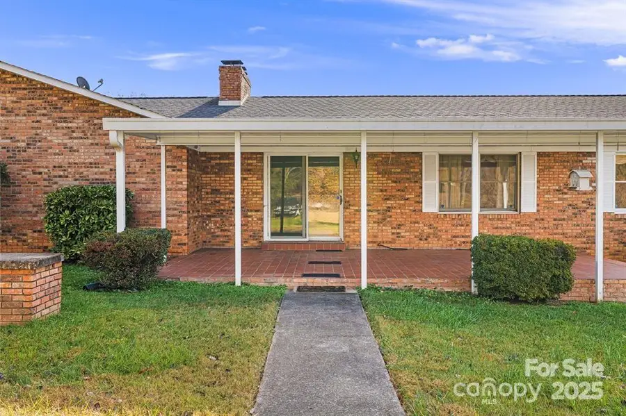 7 Brookshire Road, Leicester, NC 28748 - Image #3