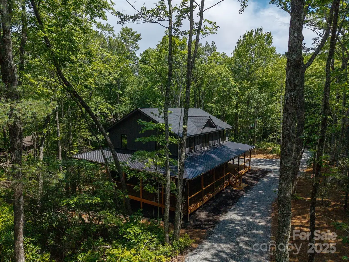 365 Cherokee Circle, Lake Toxaway, NC 28747 - Image #1