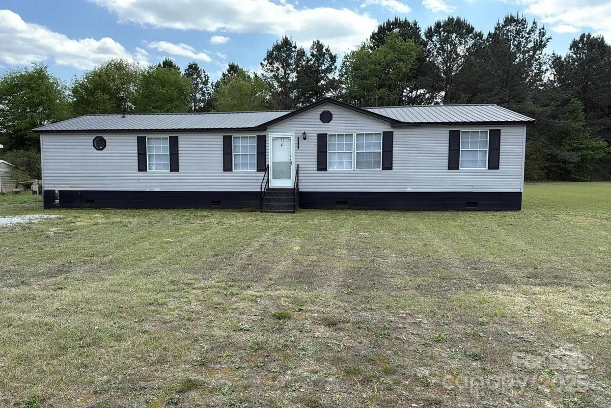 6810 Old Wire Road, Laurel Hill, NC 28351 - Image #1