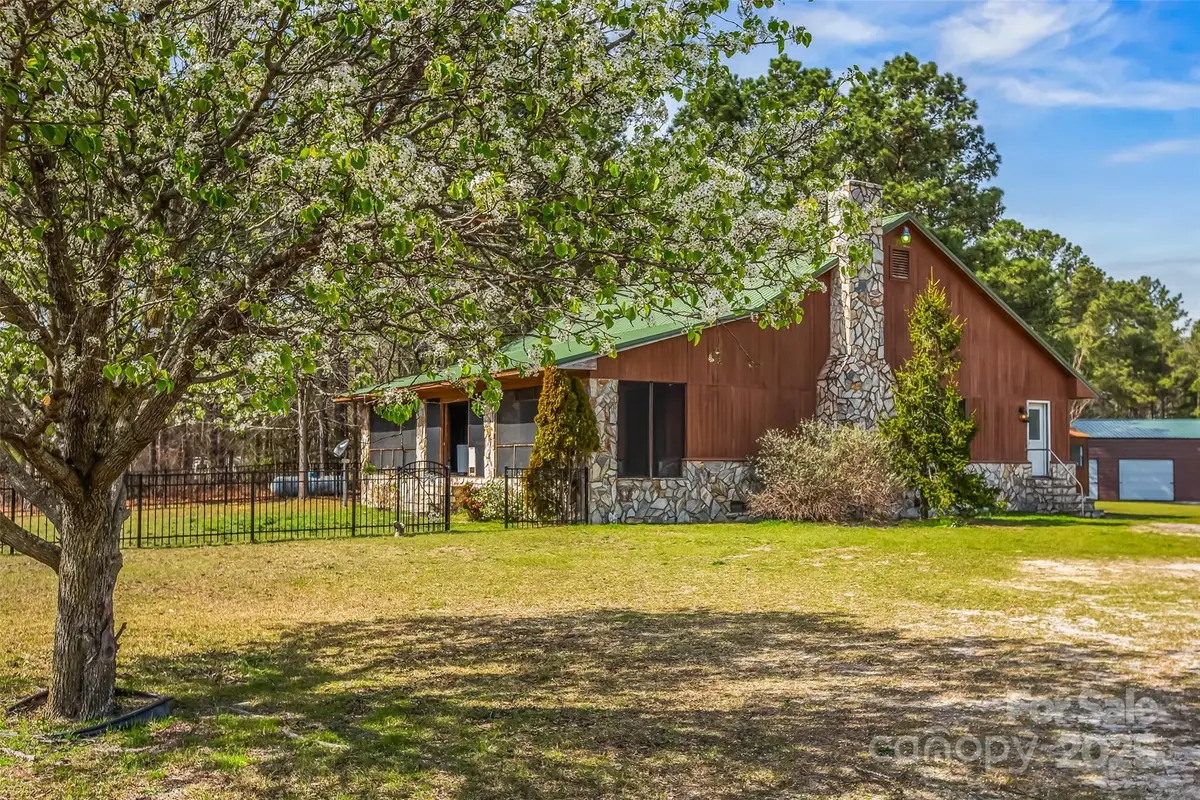 526 Spring Hill Church Road, Hamlet, NC 28345 - Image #1