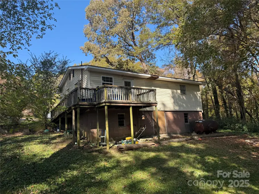 2202 Hillcrest Road, Dallas, NC 28034 - Image #2