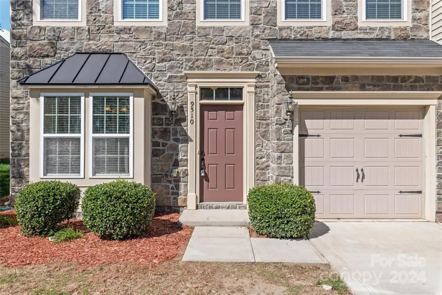 9510 Birkwood Court, Charlotte, NC 28278 - Image #3