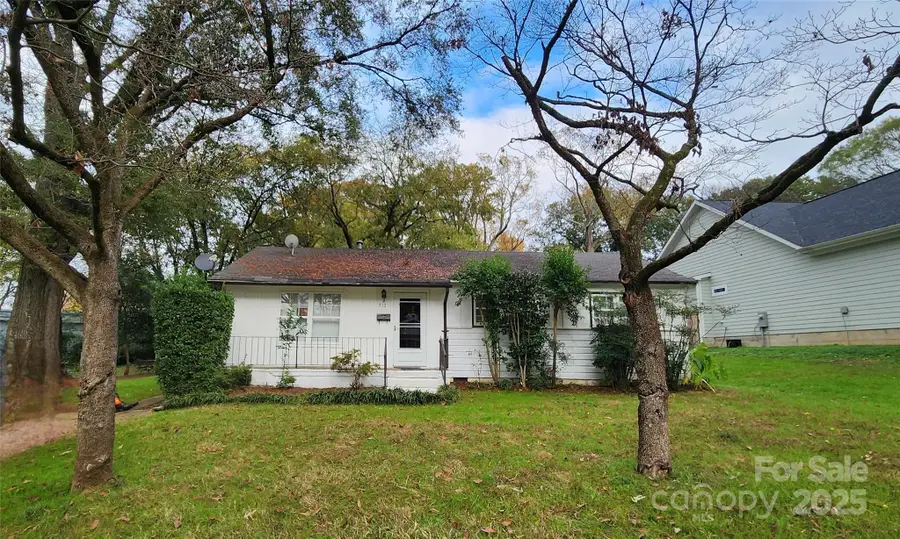 4103 Glenwood Drive, Charlotte, NC 28208 - Image #2