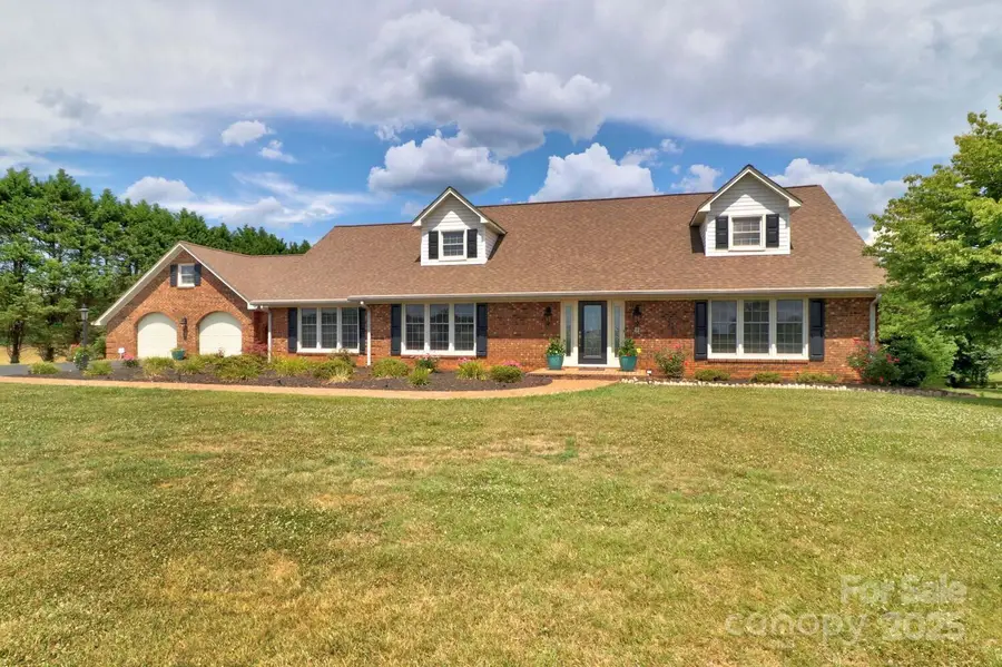 4723 Old Mountain Road, Stony Point, NC 28678 - Image #2