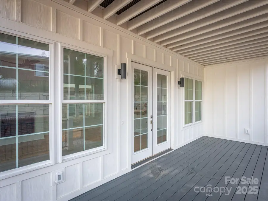 24 Skyvue Court #D, Saluda, NC 28773 - Image #2