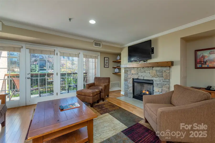 303 Bowling Park Road, Asheville, NC 28803 - Image #3