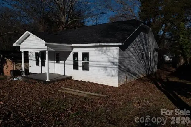 637 E Front Street, Statesville, NC 28677 - Image #2