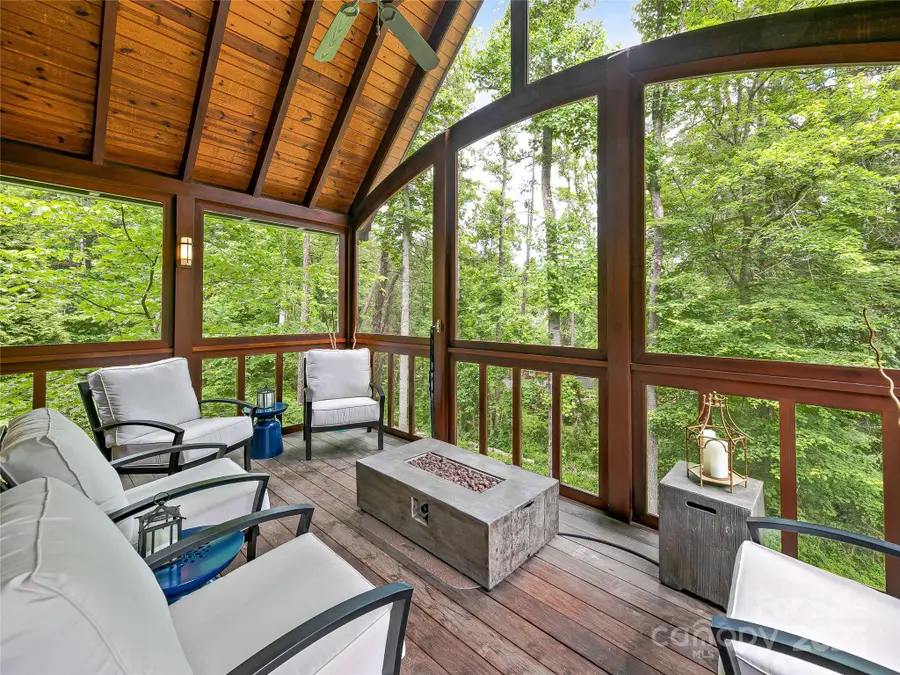 51 Robinhood Road, Asheville, NC 28804 - Image #3