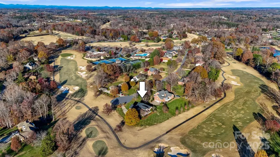 2425 Birdie Lane Ne, Conover, NC 28613 - Image #3