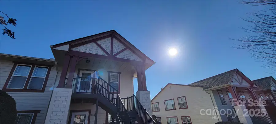 2306 Deermouse Way, Hendersonville, NC 28792 - Image #2