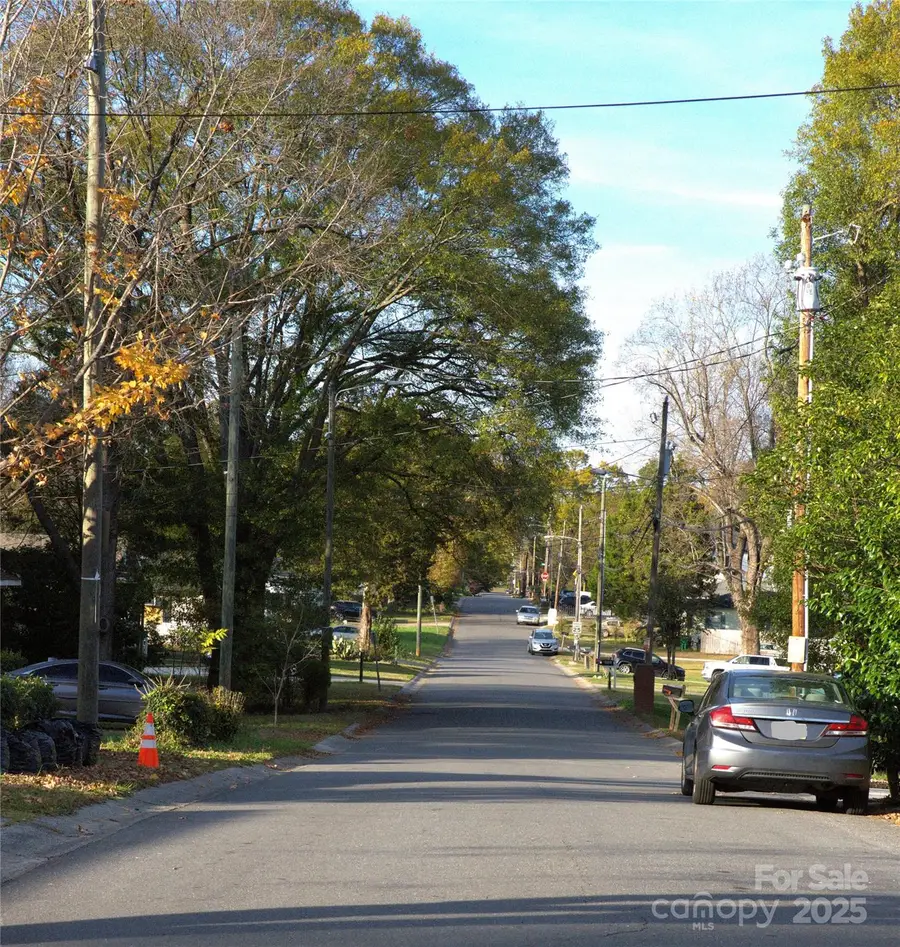 3228 Ross Avenue, Charlotte, NC 28208 - Image #3