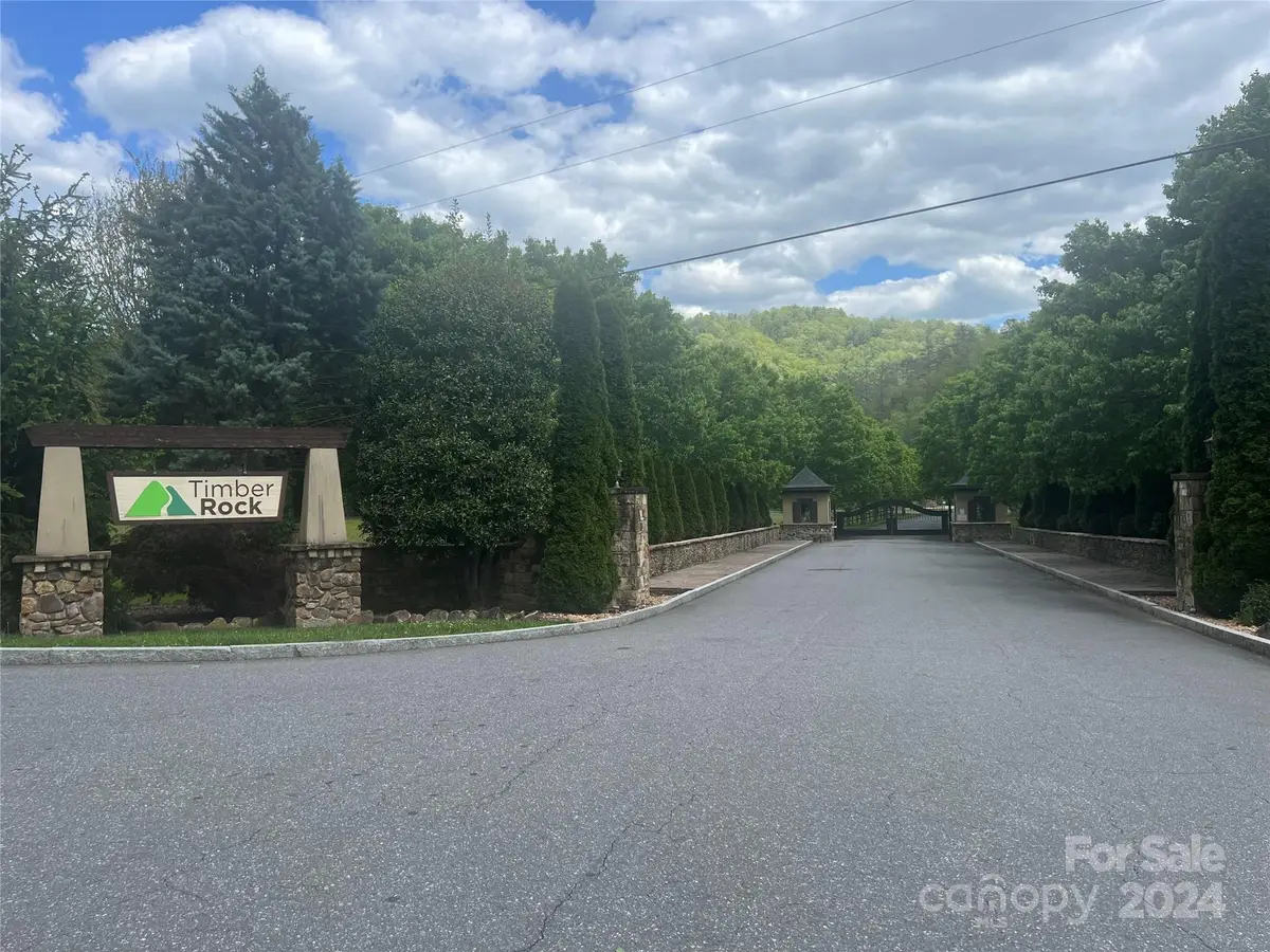 531 Roca Vista Drive, Lenoir, NC 28645 - Image #1