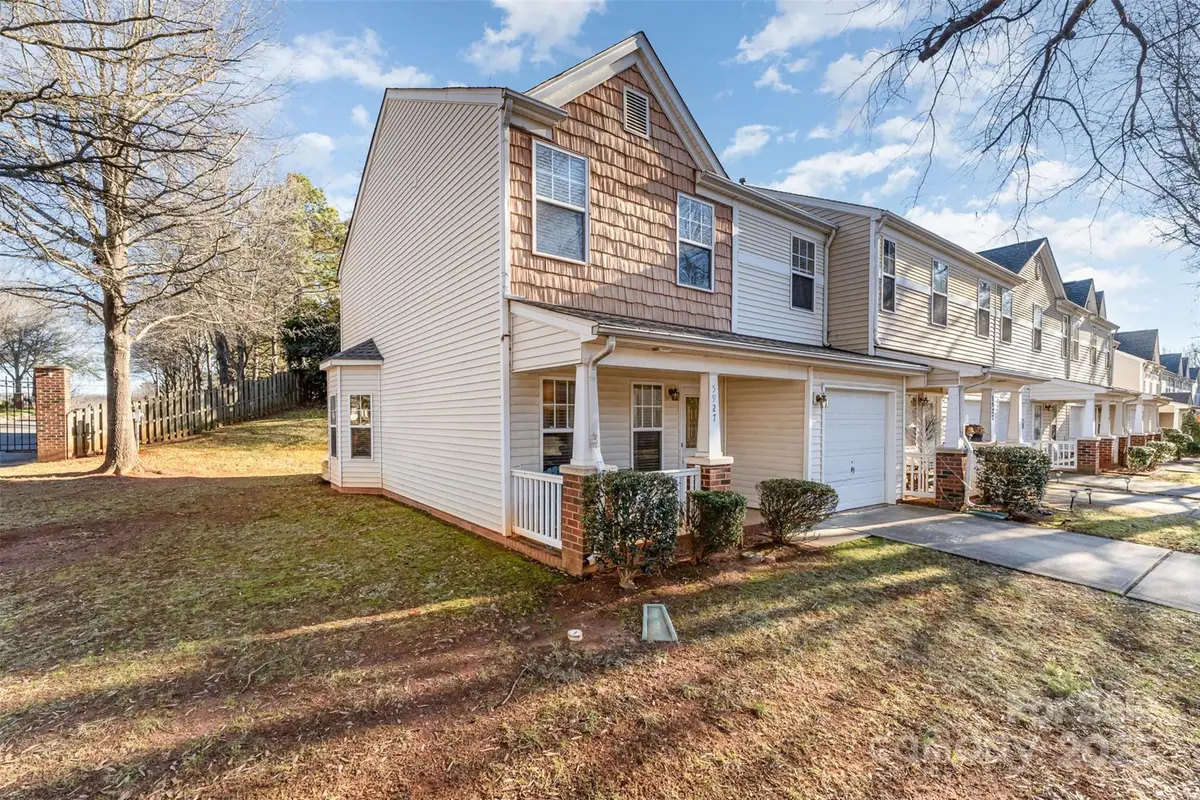 5927 Pisgah Way, Charlotte, NC 28217 - Image #1