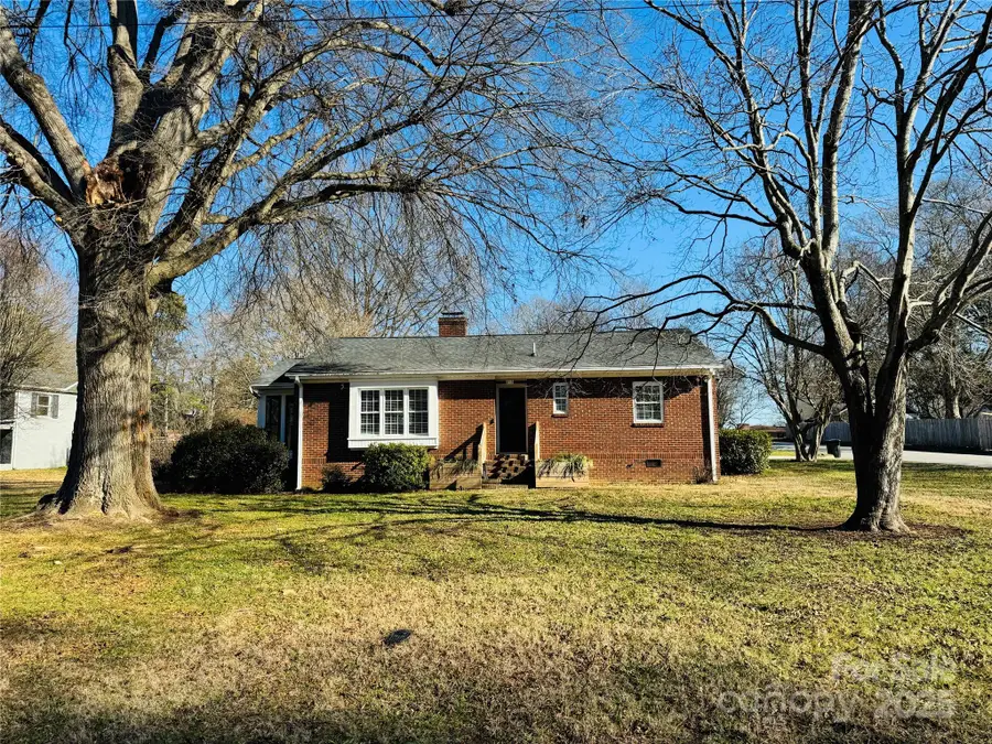 813 S Zion Street, Landis, NC 28088 - Image #2