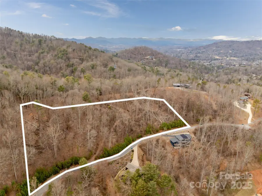 74 Longspur Lane, Asheville, NC 28804 - Image #2