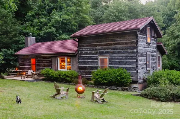 3076 Anderson Cove Road, Marshall, NC 28753