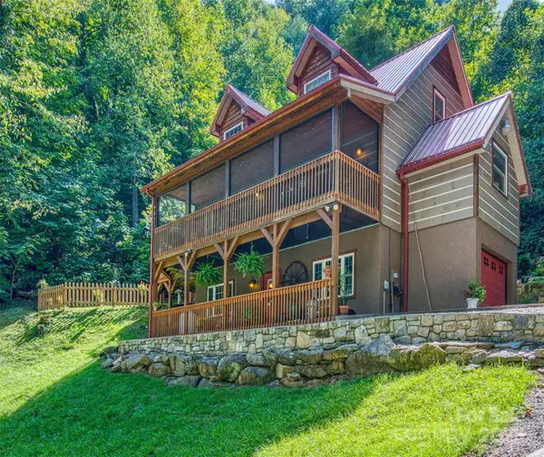 61 Calm Creek Road, Waynesville, NC 28785
