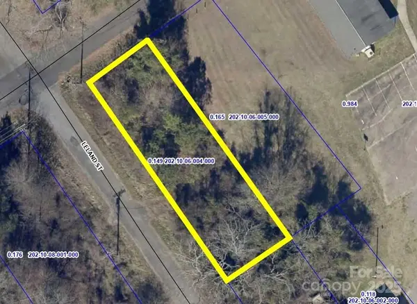 7 Wilson Avenue, Great Falls, SC 29055