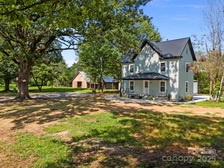593 Cedar Creek Road, Biscoe, NC 27209 - Image #2