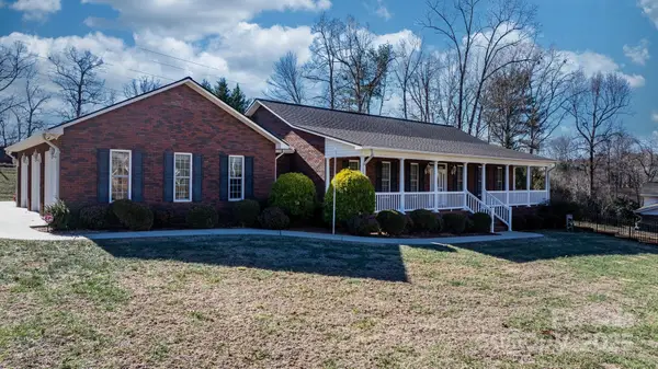 3023 Woodstream Drive, Valdese, NC 28690