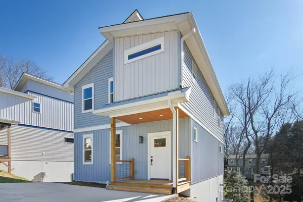 8 Escondido Drive, Asheville, NC 28806