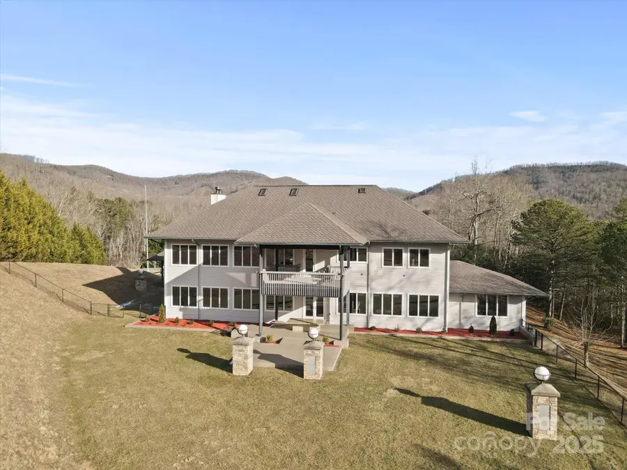 151 Pine Ridge Road, Burnsville, NC 28714 - Image #3