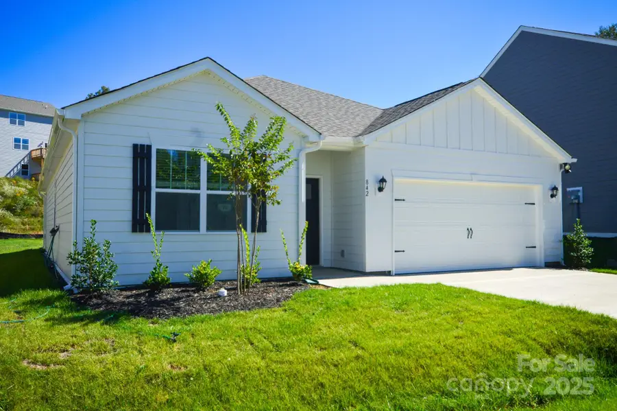 842 Adelston Lane, Asheville, NC 28804 - Image #3