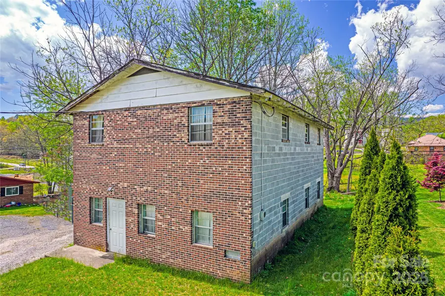 80 Carver Street, Brevard, NC 28712 - Image #2